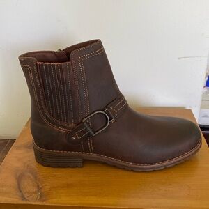 New boots never worn